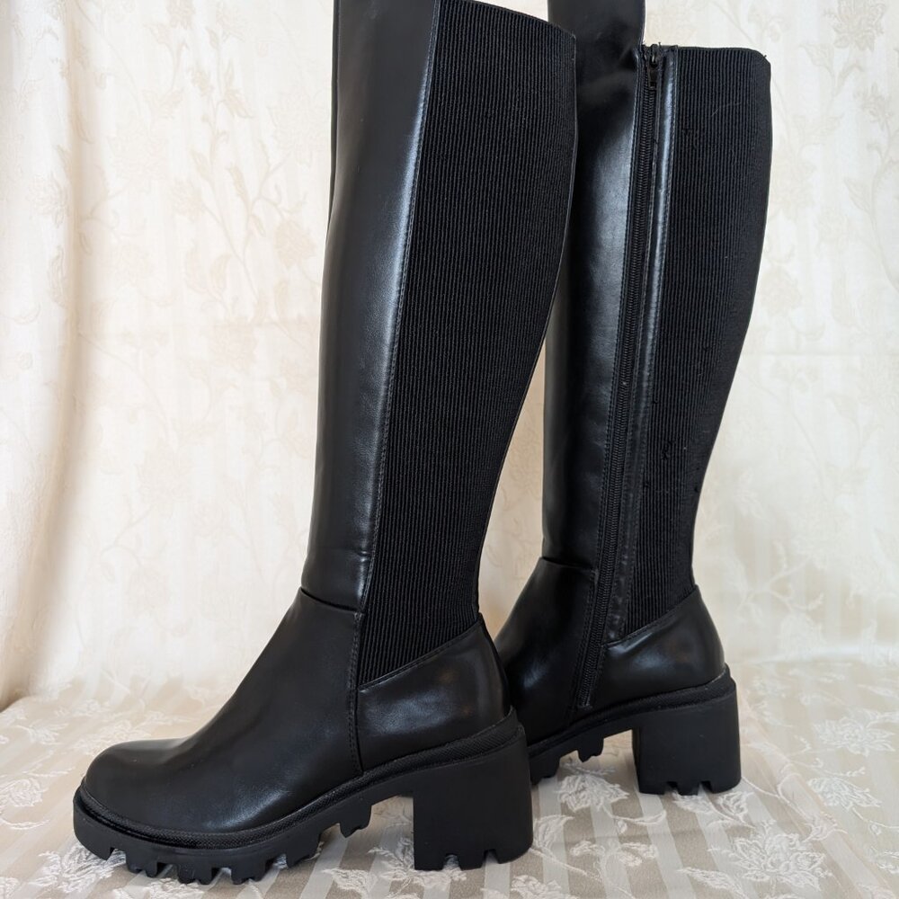 Ayden Chunky Block Heeled Boot - Picture 4 of 11